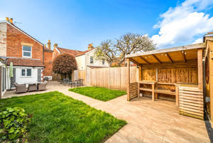 Photo 1- click for photo gallery